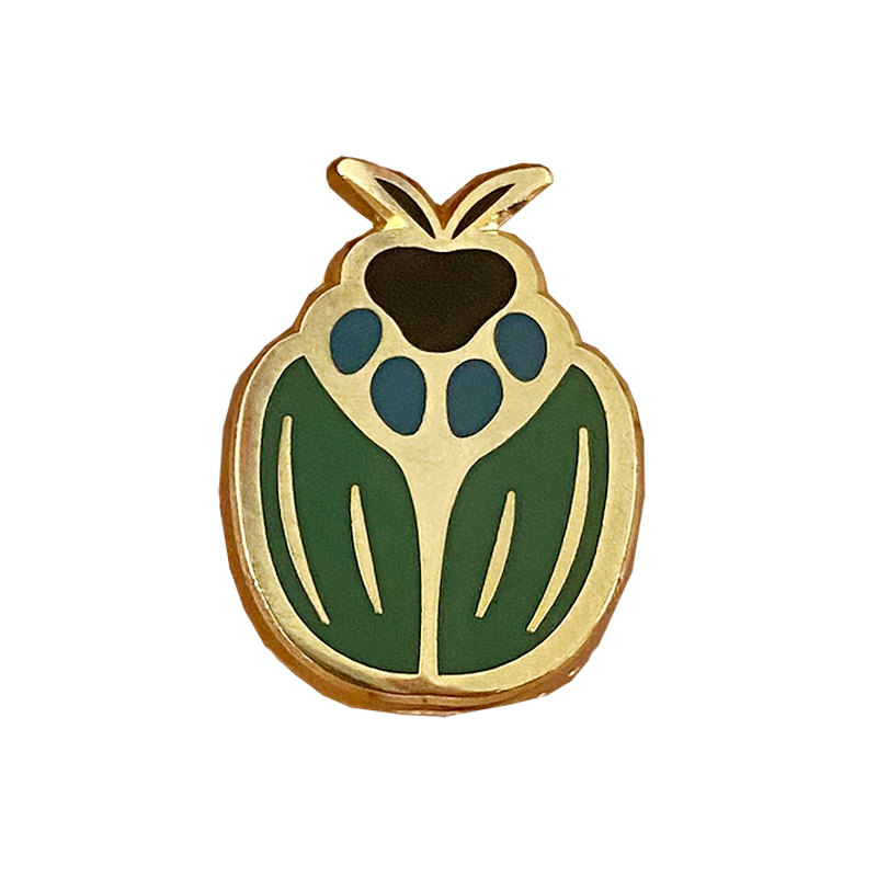 Wholesale green and blue simple pattern cool insect boy gift hard enamel zinc alloy lapel pin
