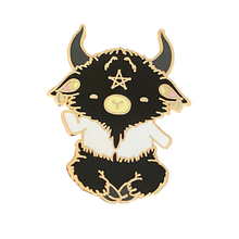 Wholesale White and black cartoon cool animal sheep hard enamel zinc alloy lapel pin 
