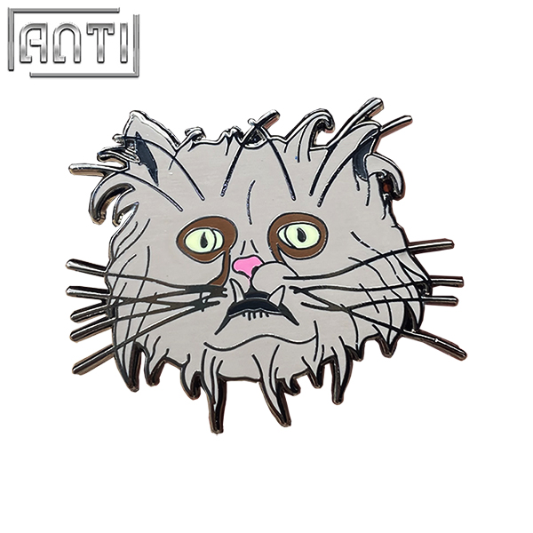 Cartoon Funny Cat Badge Cartoon Funny Cute Animal Grey Cat High Quality Black Nickel Metal Hard Enamel Zinc Alloy Lapel Pin