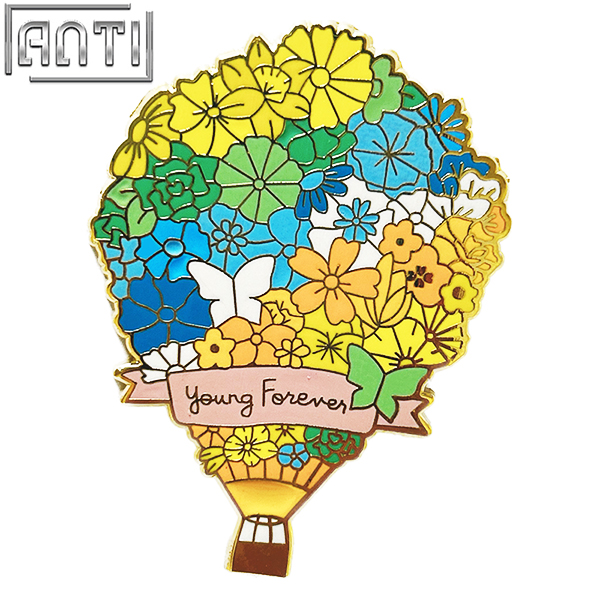 Factory Colorful Hot Air Balloon Pin Beautiful Flowers Formed a Hot Air Balloon Gold Metal Badges Make An Enamel Pin For Gift