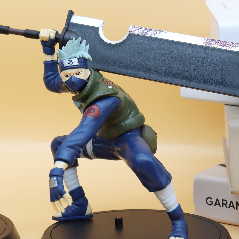 Anime NARUTO Garage Kit Big Knife KAKASHI UCHIBA SATUKA SASUKE NARUTO Four Generations Of The SAKURA Watergate Decoration