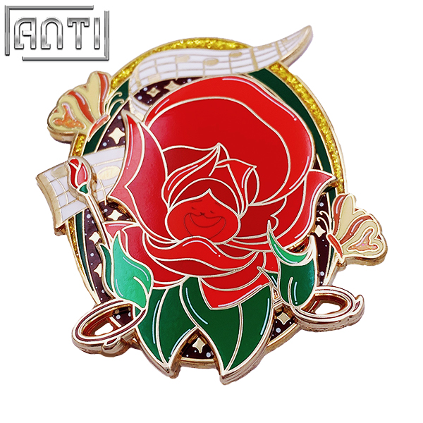 Custom Beautiful Red Roses Lapel Pin High Quality American Cartoon Film Gold Glitter Hard Enamel Gold Metal Badge For Gift