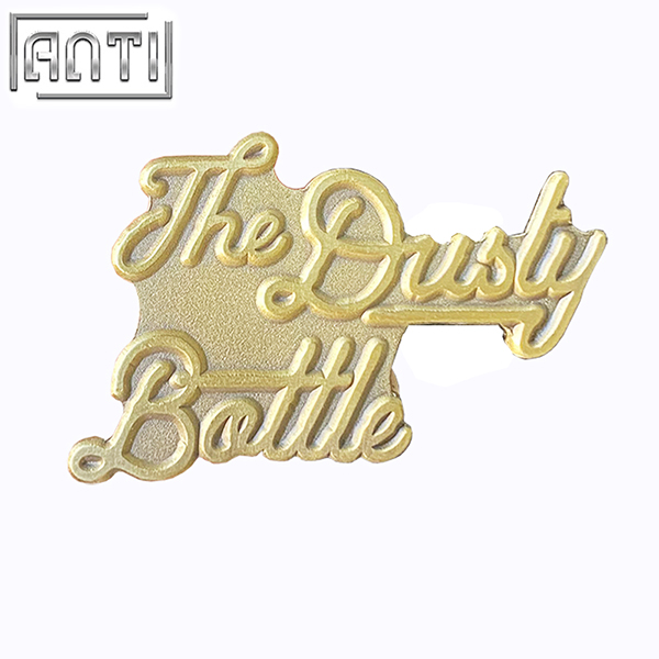 Letters Die Cast Gold Metal Soft Enamel Lapel Pin Badge Wholesale Manufacturer Fashion Brooch For Girls Gift