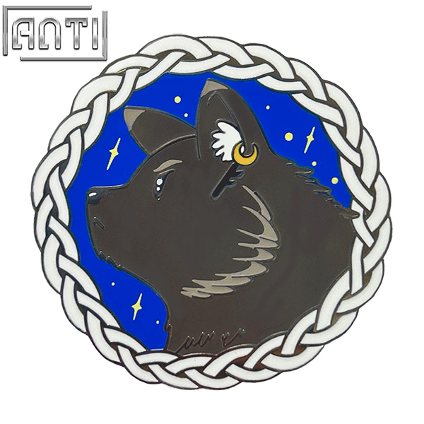Vendor Cartoon Handsome Black Cat Pin Round Cute Cat Head Dark Night Background Design Black Nickel Metal Badge For Lovers Gift